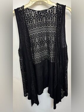 AB Studio Black Sheer Crochet Lace Open Front Vest Woman’s Size Large